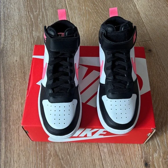 Nike Girl Mid Sneakers - Picture 4 of 6